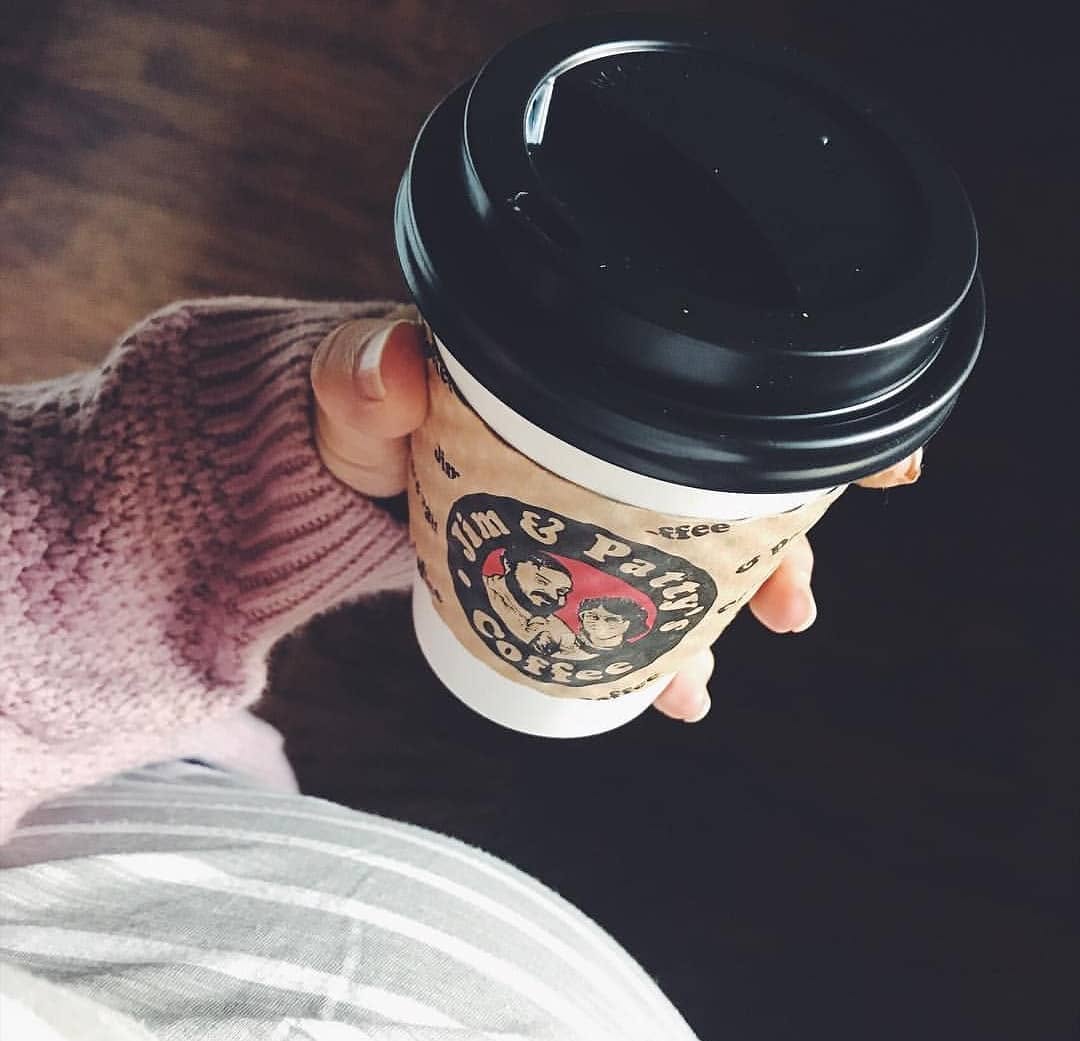 Java Jacket branded sleeve in use at @jimandpattys.
